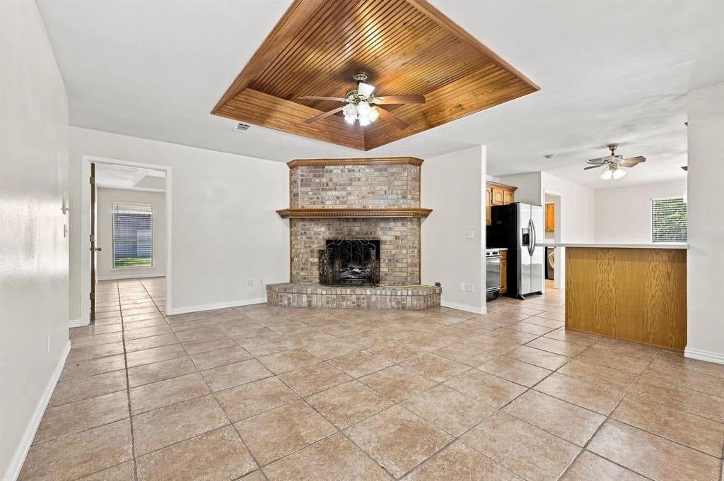 225 Red Oak Ln, Powderly, TX 75473 photo