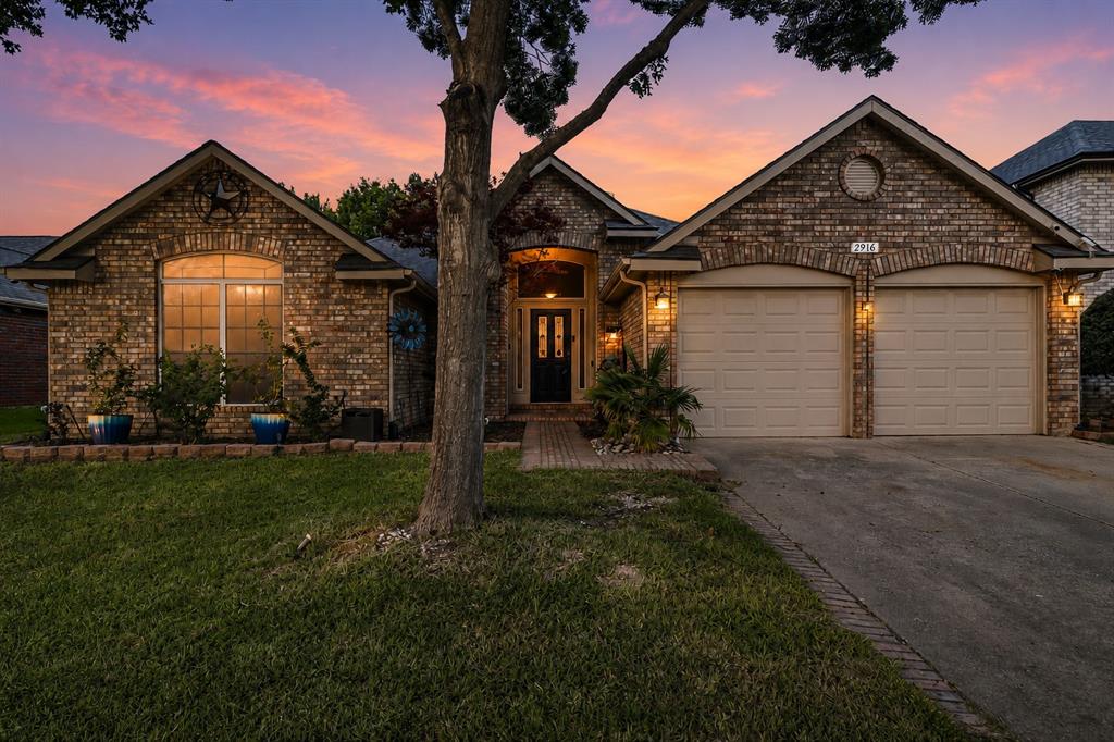2916 Shadow Oak Ct, Flower Mound, TX 75028