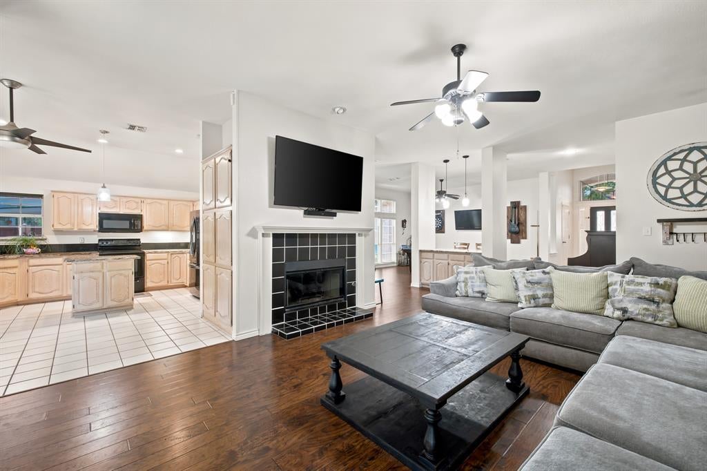 2916 Shadow Oak Ct, Flower Mound, TX 75028 photo