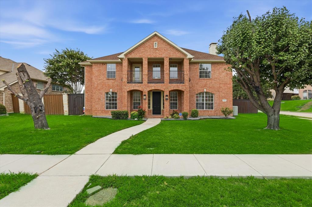 1400 Hudspeth Dr, Carrollton, TX 75010