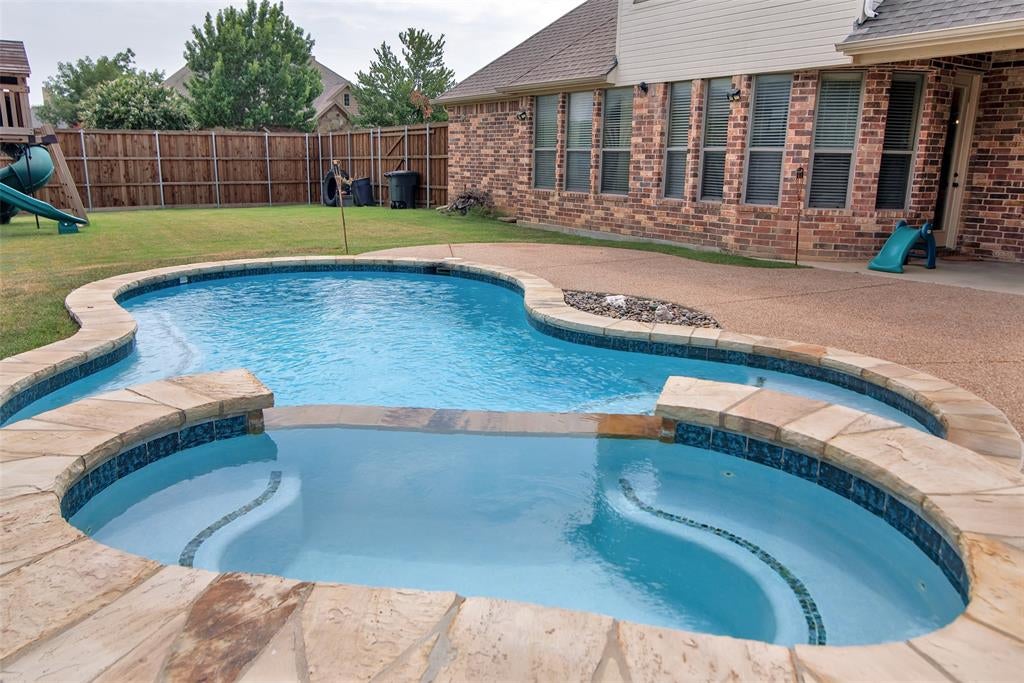 1204 Sand Jack Dr, Corinth, TX 76208 photo