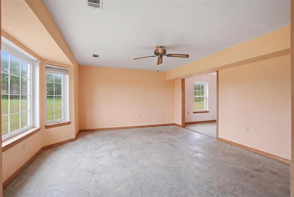 9641 Country Ln, Celina, TX 75009 photo
