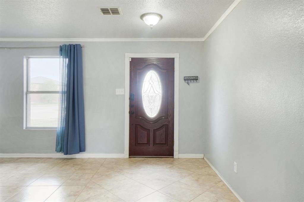 2304 Red Oak Dr, Little Elm, TX 75068 photo