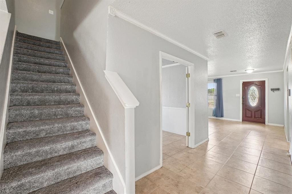 2304 Red Oak Dr, Little Elm, TX 75068 photo