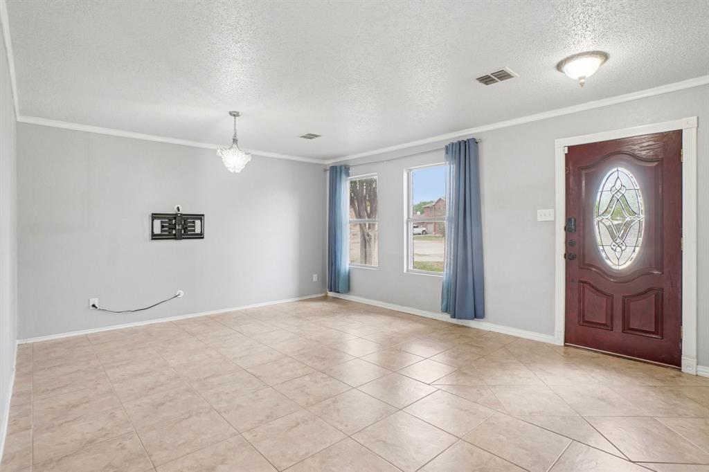 2304 Red Oak Dr, Little Elm, TX 75068 photo