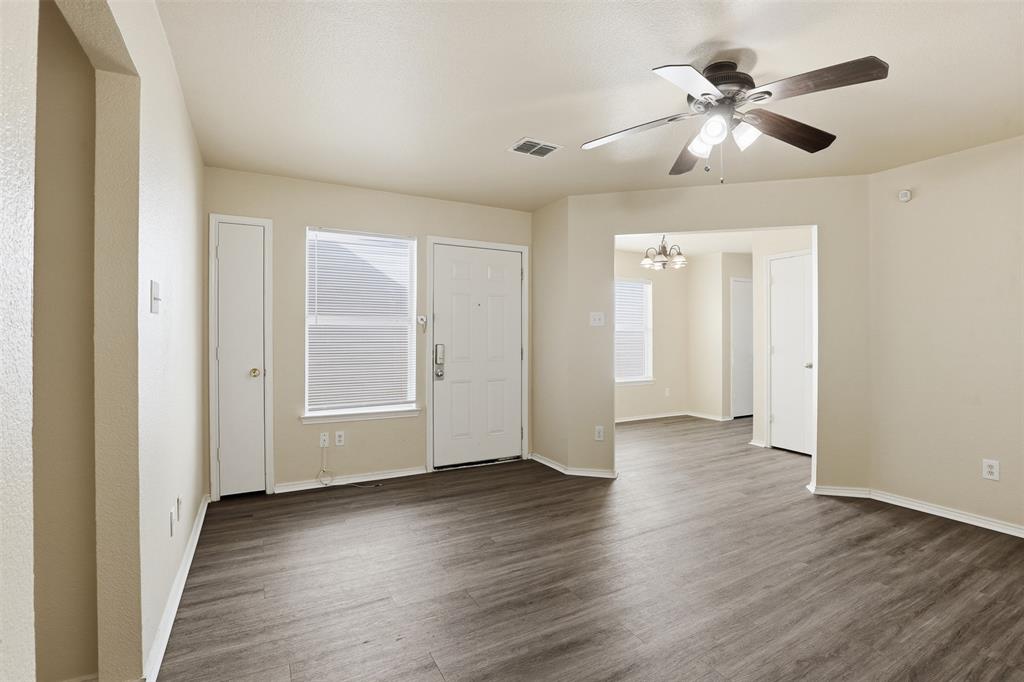 1452 Pine Ln, Fort Worth, TX 76140 photo
