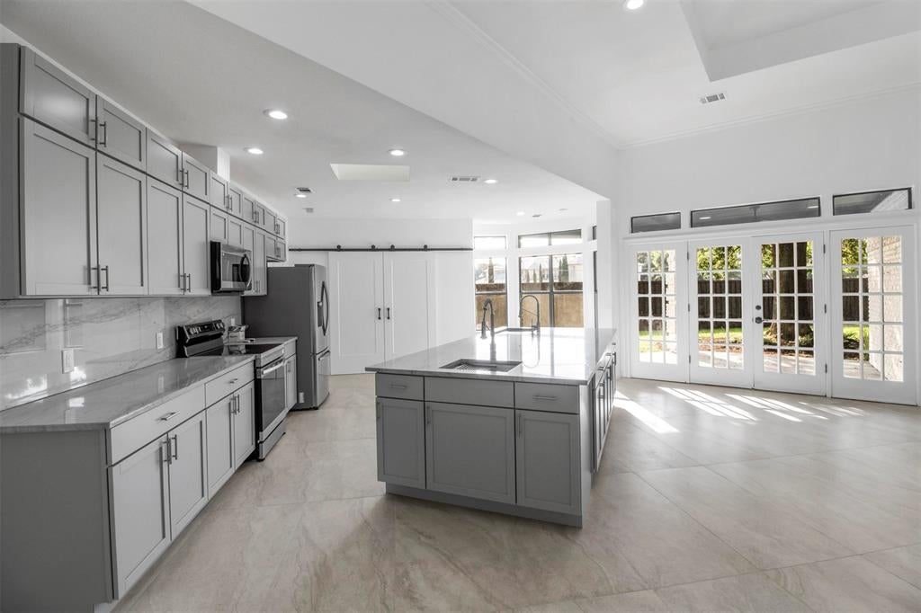 7319 Briarnoll, Dallas, TX 75252 photo