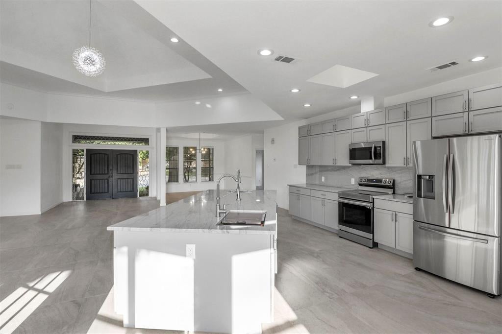 7319 Briarnoll, Dallas, TX 75252 photo