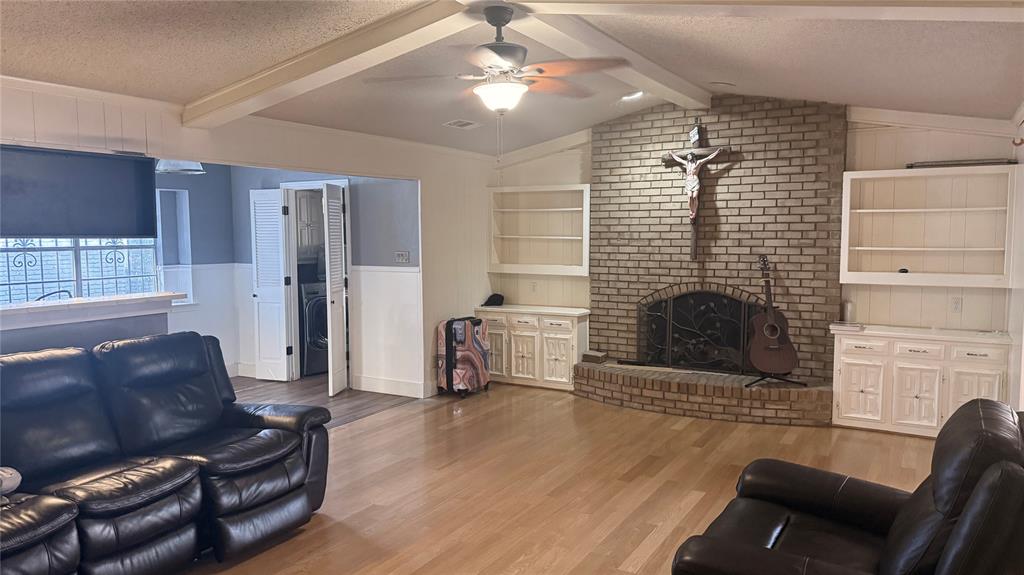 1917 Shady Glen Ln, Dallas, TX 75232 photo