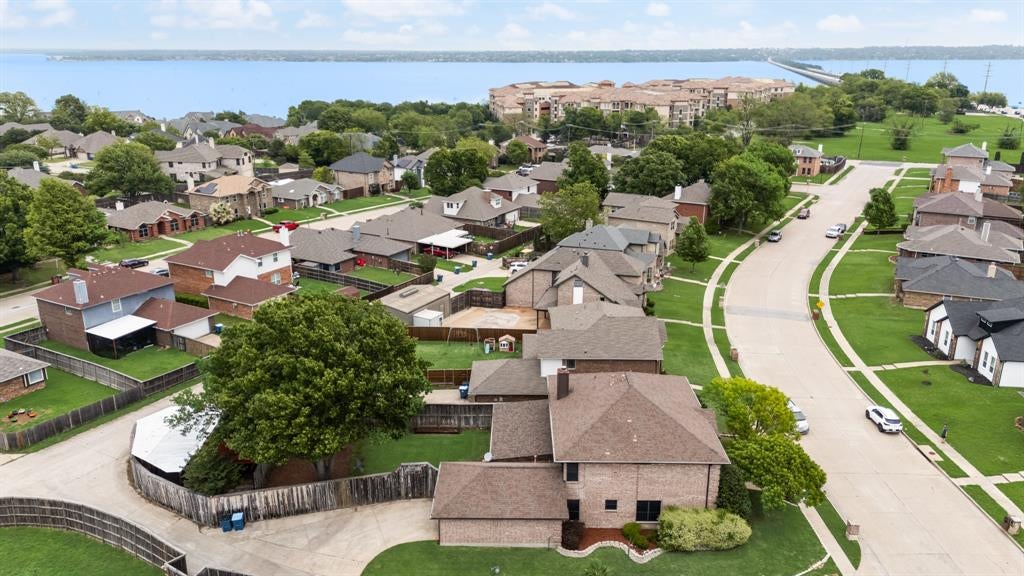 9209 Chimneywood Dr, Rowlett, TX 75089 photo