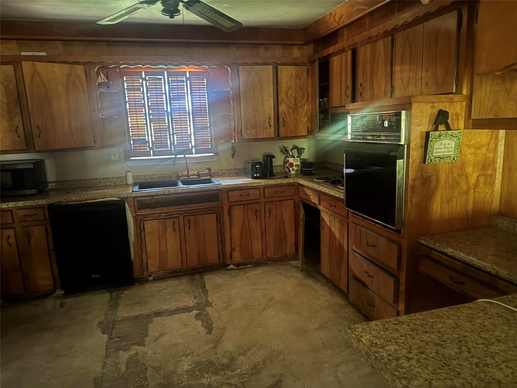 4205 Hickory Tree Rd, Balch Springs, TX 75180 photo