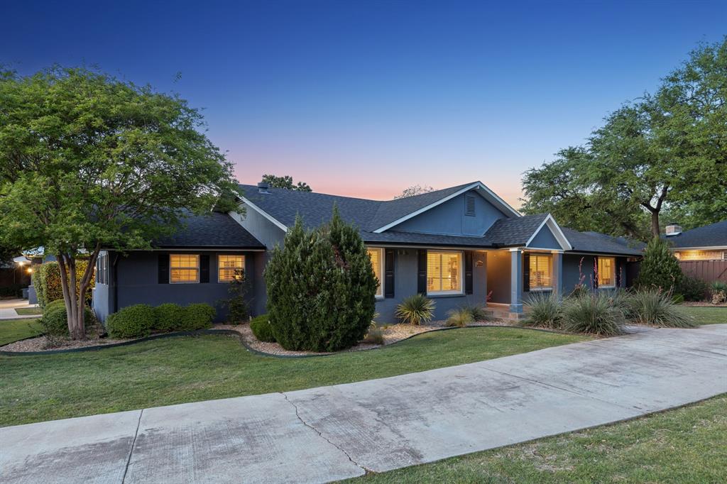 5709 Forest Ln, Dallas, TX 75230 photo