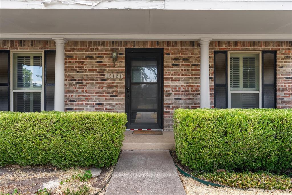 13121 Pennystone Dr, Farmers Branch, TX 75244 photo