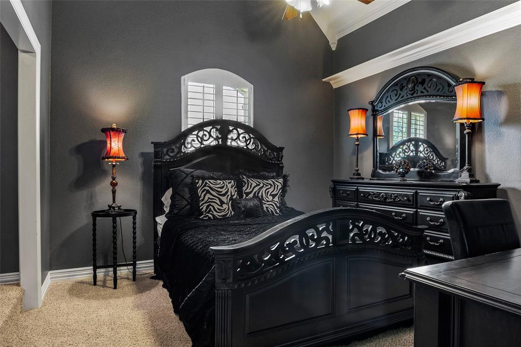 Single Family Residence in Argyle TX 419 E Hickory Ridge Circle 20.jpg