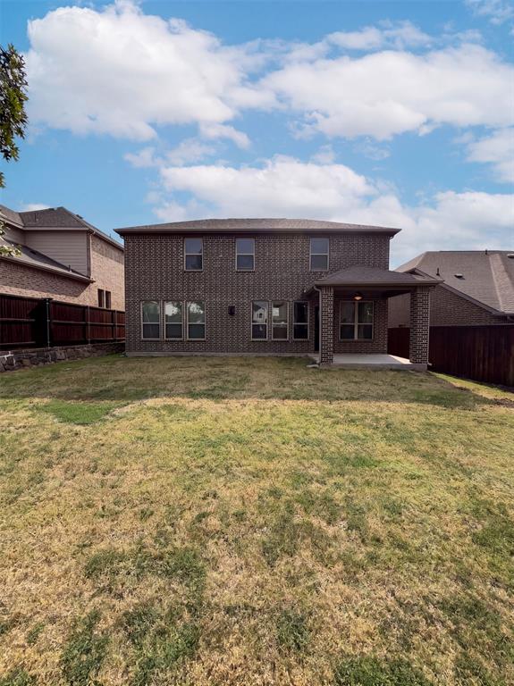 1421 Prairie Lake Ct, Lewisville, TX 75010 photo