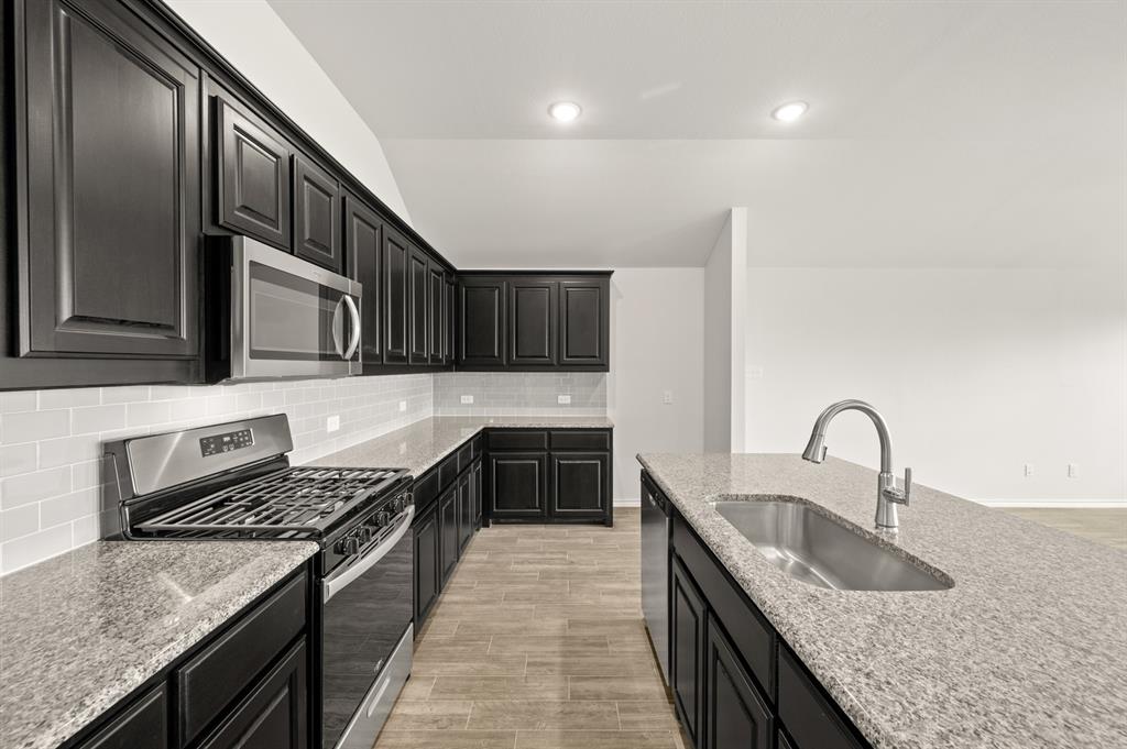 921 Abalone Ave, Haslet, TX 76052 photo