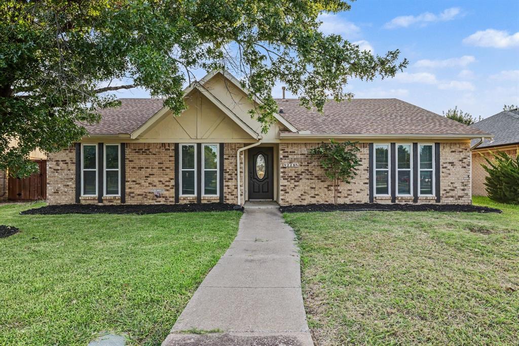 229 Heartz Rd, Coppell, TX 75019