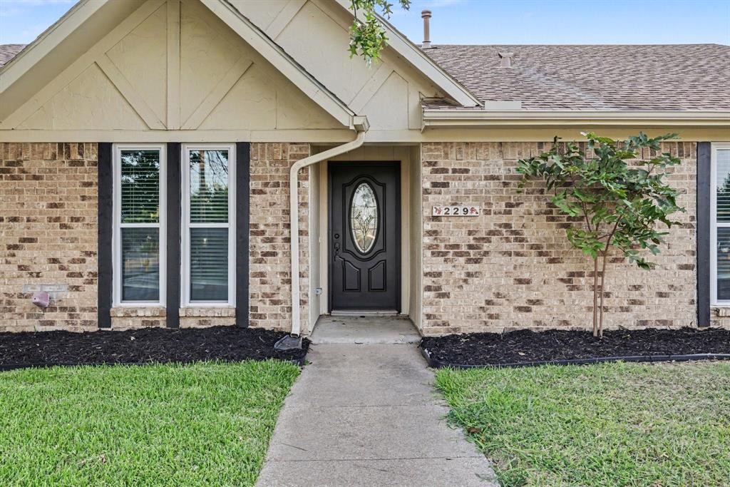 229 S Heartz Rd, Coppell, TX 75019 photo