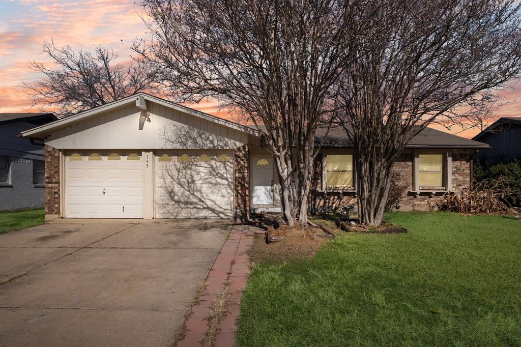 743 Price Dr, Lewisville, TX 75067