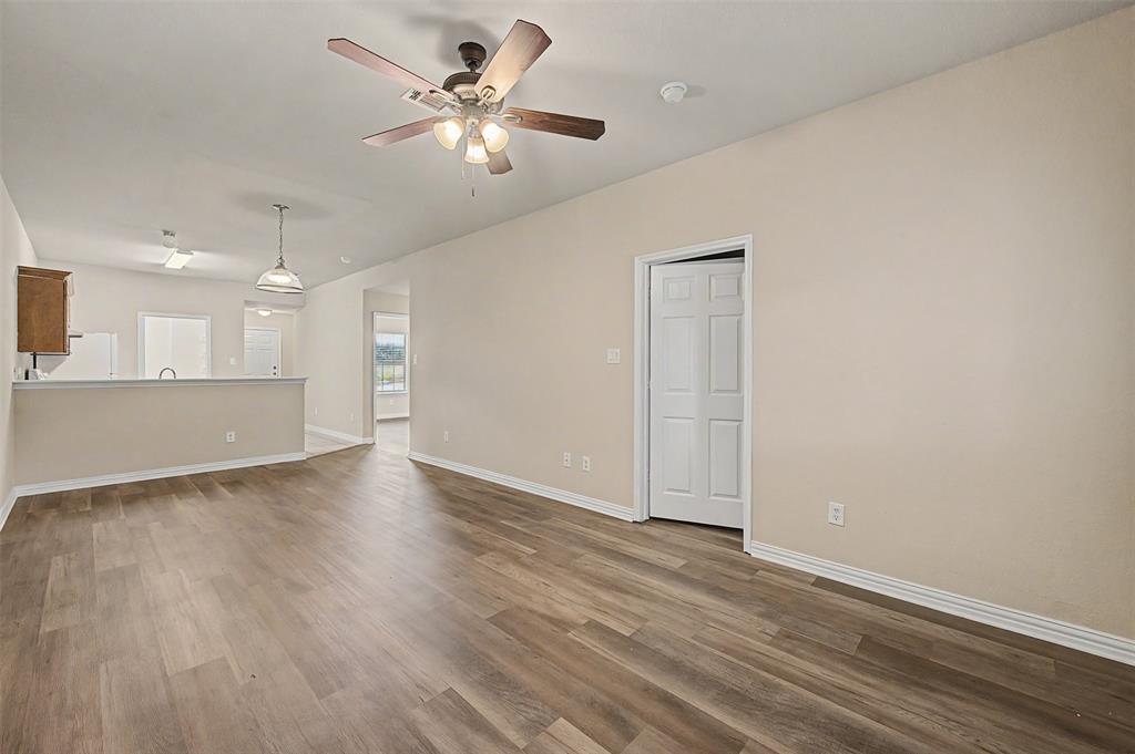 3124 Cherry Ln, Fort Worth, TX 76116