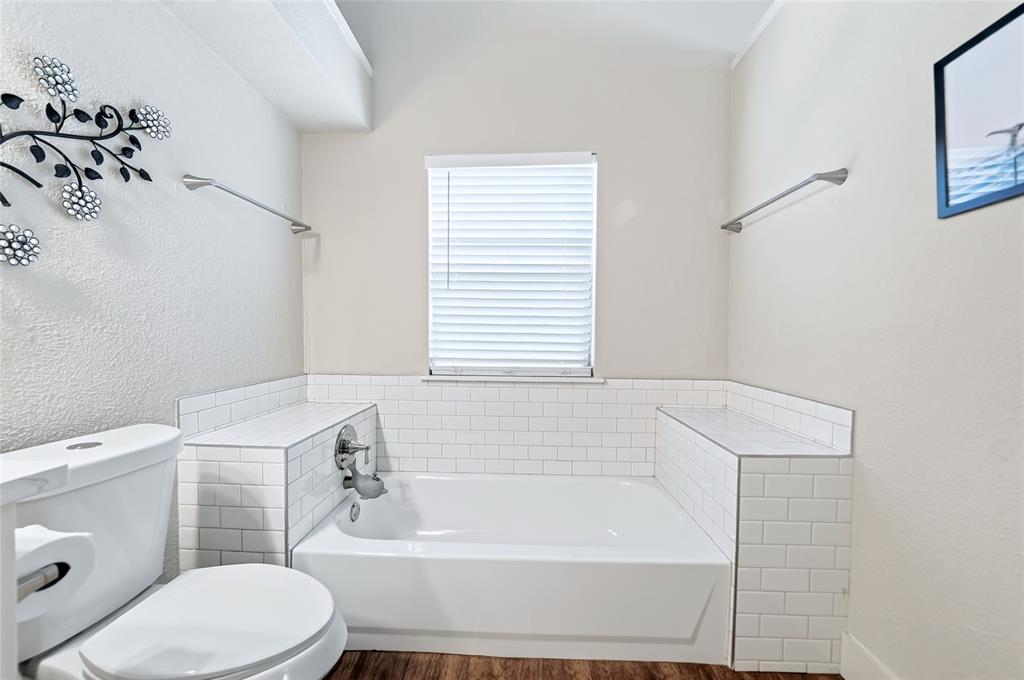 5814 Winell Dr, Garland, TX 75043 photo