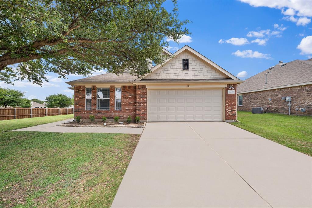 14152 Rodeo Daze Dr, Fort Worth, TX 76052 photo
