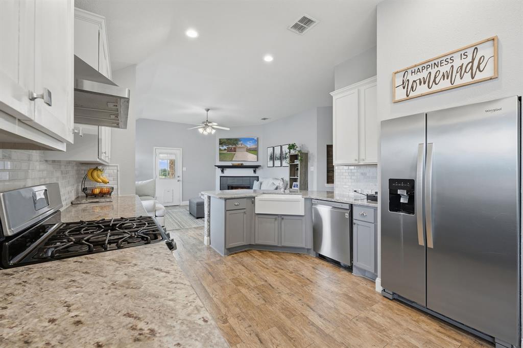 14152 Rodeo Daze Dr, Fort Worth, TX 76052 photo