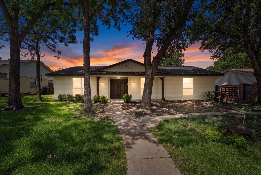 3011 Portsmouth Dr, Mesquite, TX 75149