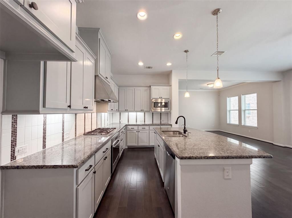 6756 Palo Duro Dr, Irving, TX 75063 photo