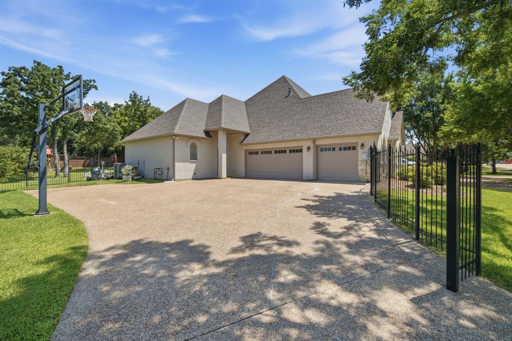 1901 Queensbridge Ct, Keller, TX 76262 photo