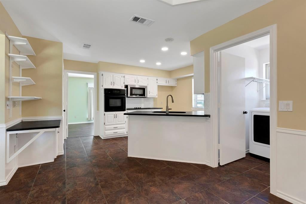 2207 Glen Forest Ln, Plano, TX 75023 photo