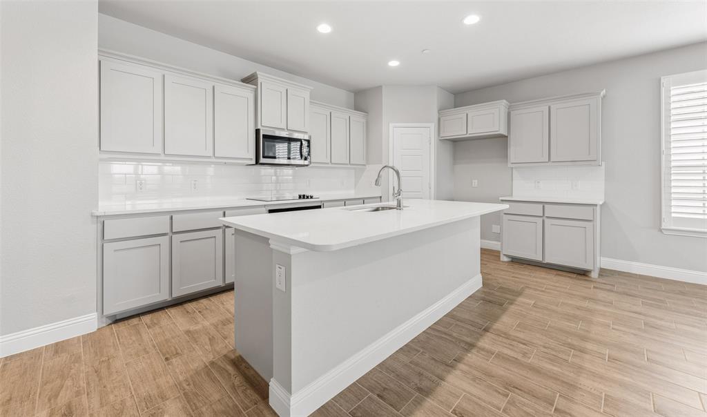 6020 Bursey Rd, Watauga, TX 76148