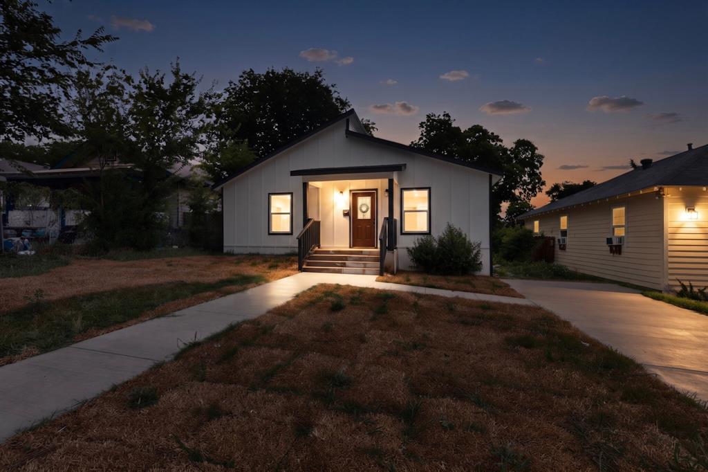 1531 Iowa Ave, Dallas, TX 75216
