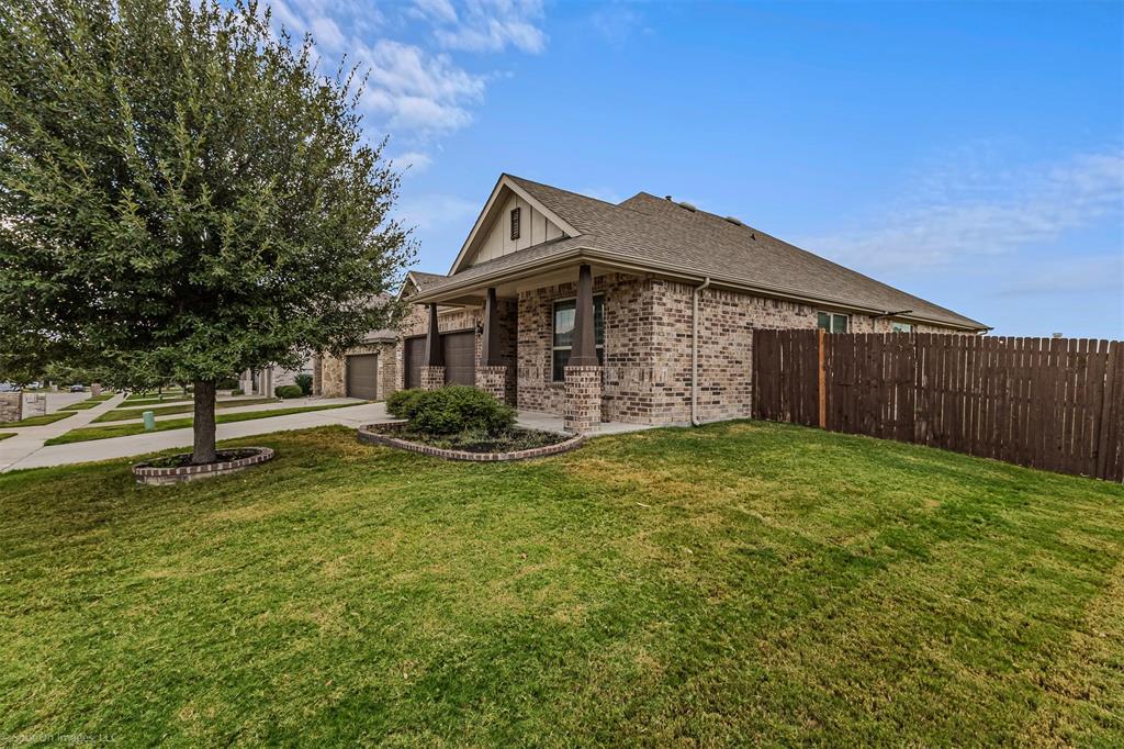 1800 Stephen Dr, Wylie, TX 75098 photo