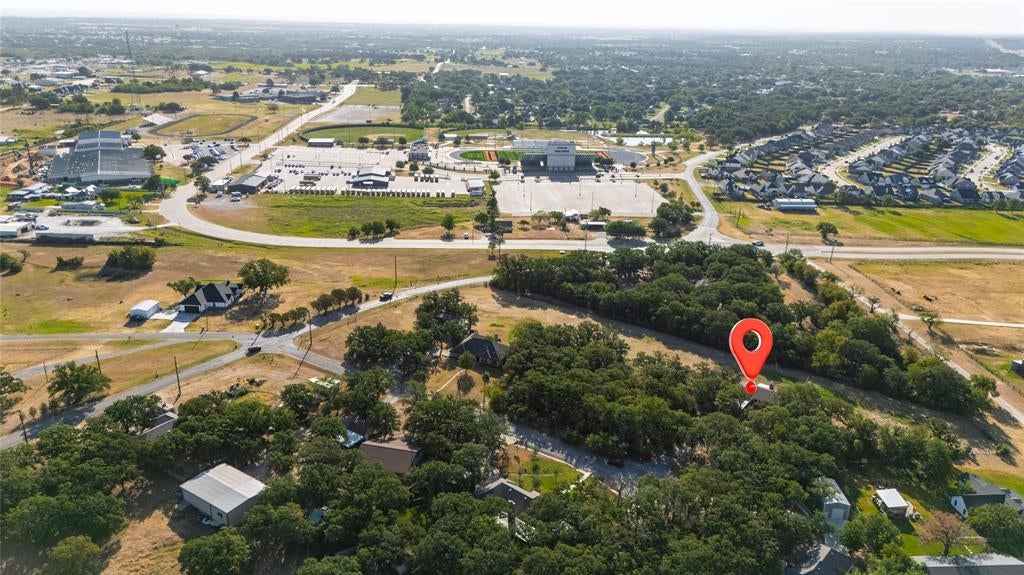 211 Oak Ct, Springtown, TX 76082 photo