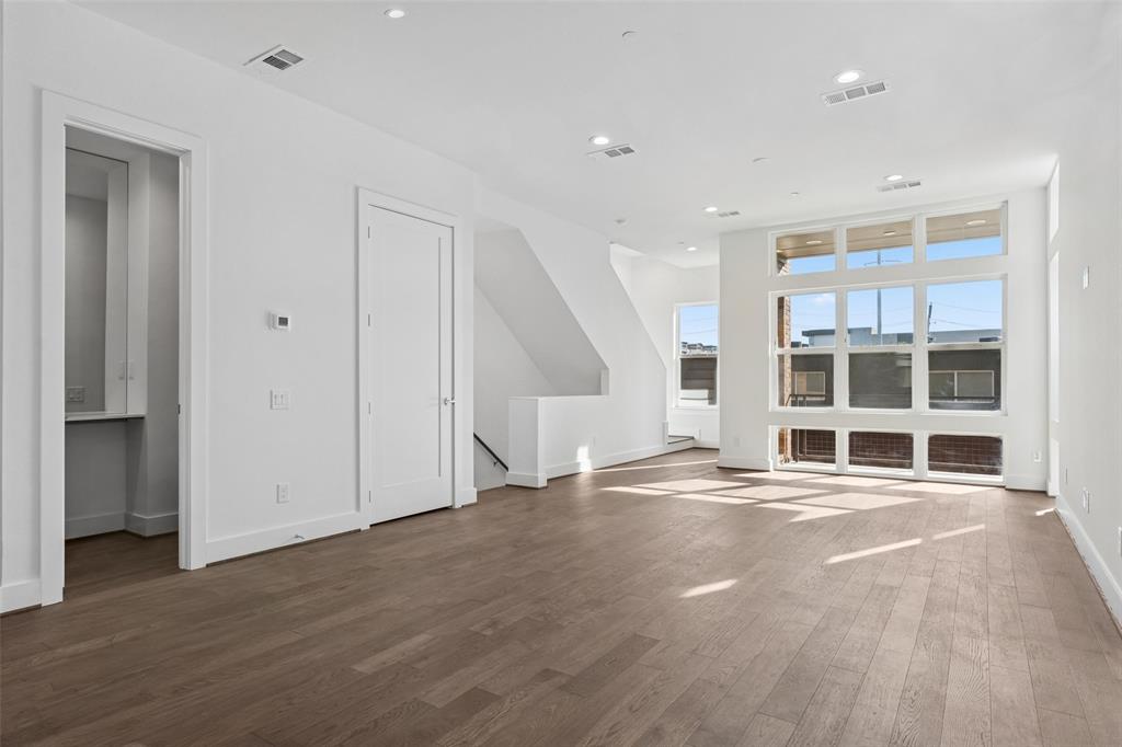 3032 Chimes St, Dallas, TX 75219 photo