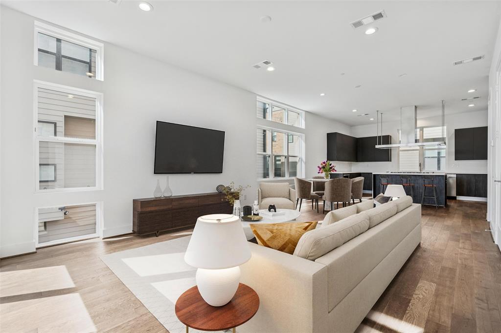 3032 Chimes St, Dallas, TX 75219