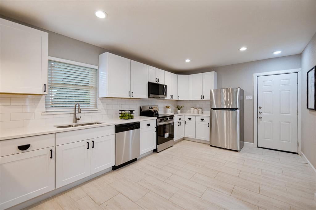 3814 Wendelkin St, Dallas, TX 75215 photo