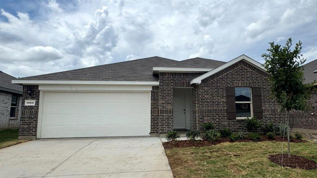 1060 Burnt Ranch Ln, Fort Worth, TX 76131