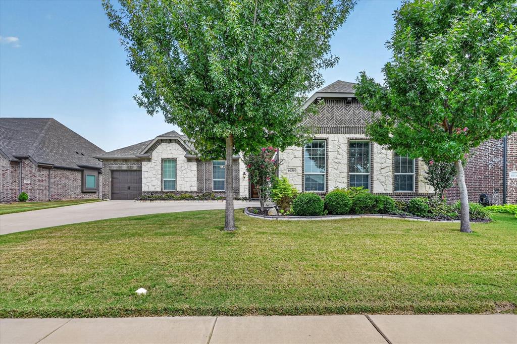 1025 Claystone Rdg, Fort Worth, TX 76028