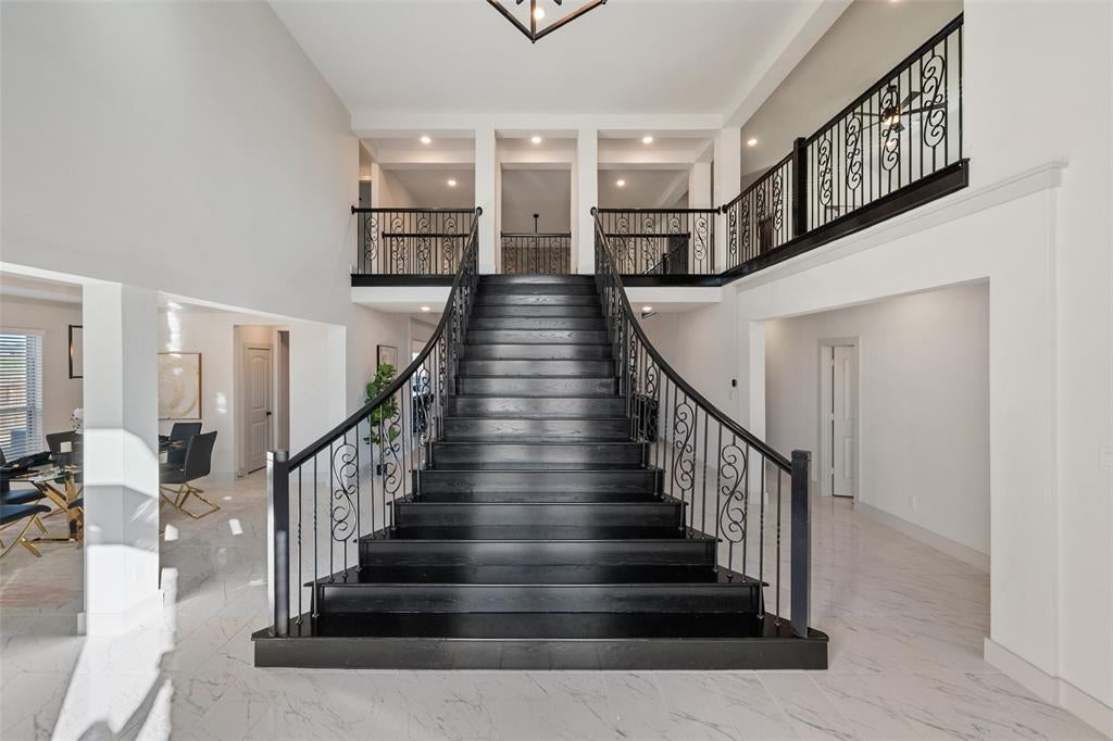 1310 Turkey Trot Dr, Mansfield, TX 76063