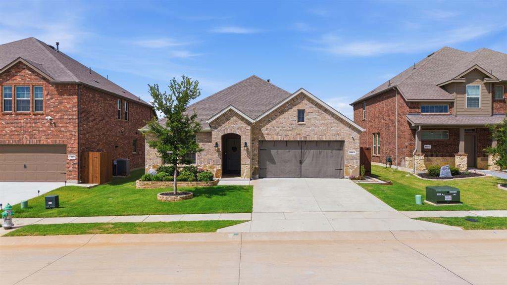 3223 Hunters Glen Dr, Aubrey, TX 76227 photo