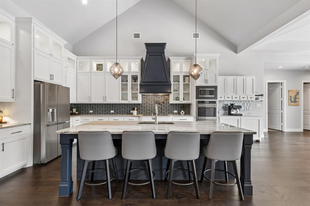 1326 Kitchens Dr, Dumas, TX 75002 photo