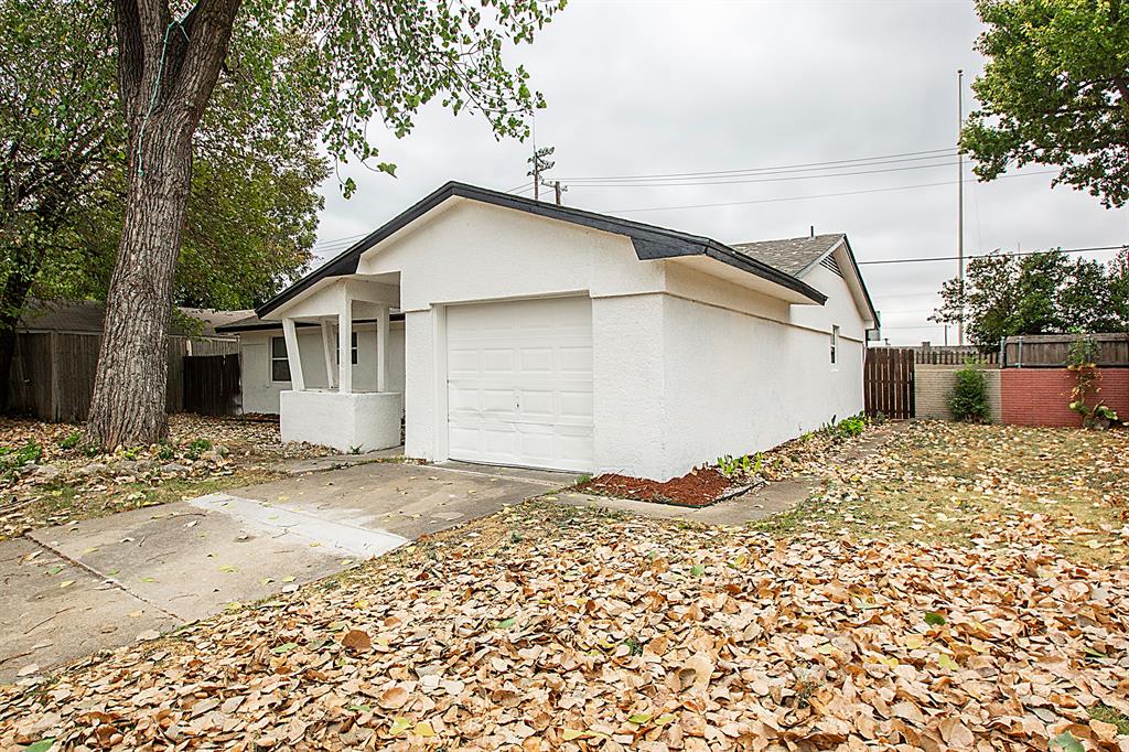 1113 Trellis Dr, Garland, TX 75040 photo