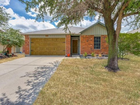 Single Family Residence in Fort Worth TX 1133 Day Dream Drive.jpg