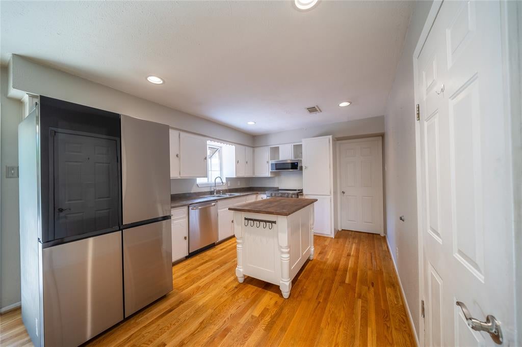 11030 Paddock Cir, Dallas, TX 75238 photo