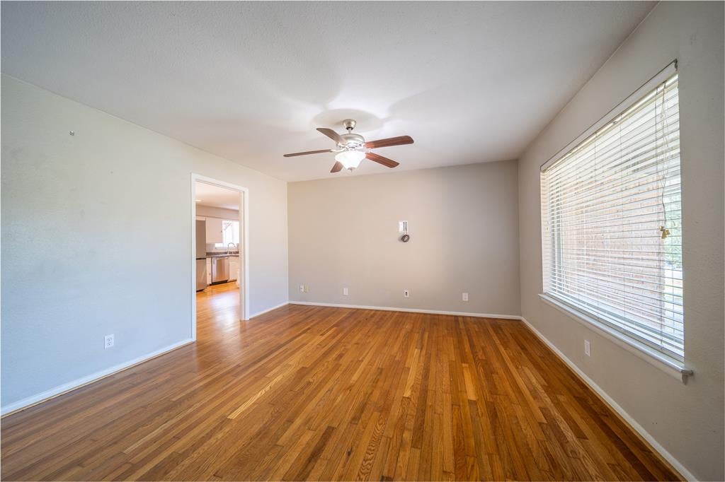 11030 Paddock Cir, Dallas, TX 75238 photo