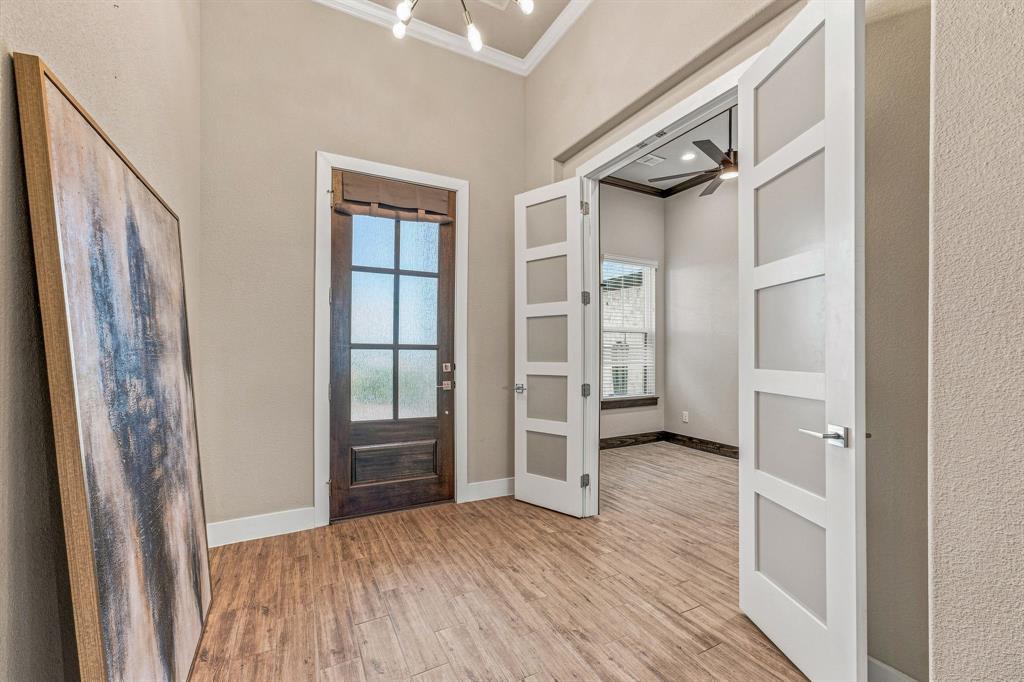 212 Buena Vista Dr, Godley, TX 76044 photo
