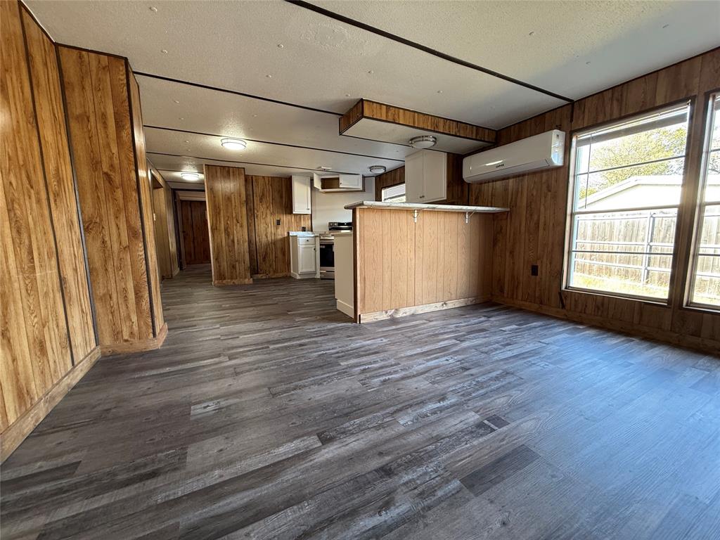 3807 Lands End Ct, Granbury, TX 76048 photo