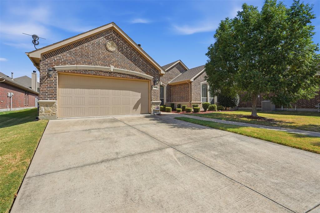 2333 Los Olivos Ln, Fort Worth, TX 76131 photo